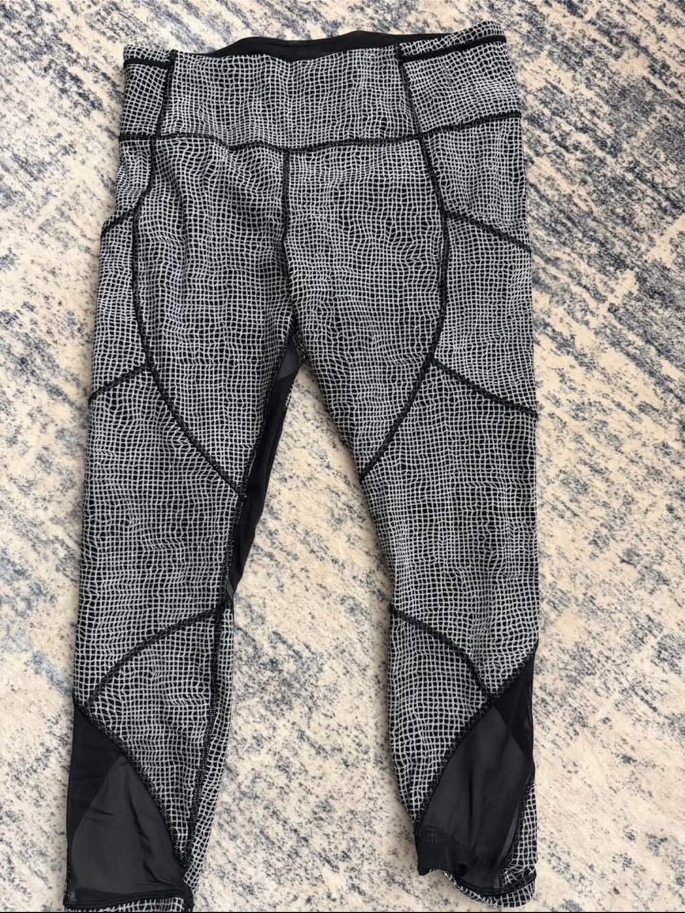 lululemon athletica Black & White Grid Print  Leggings